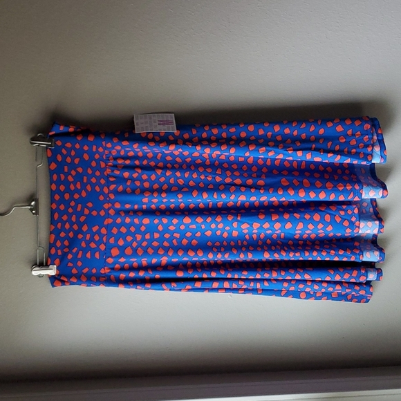 ⭐3/$7 NWT Medium Azure Skirt Blue Red Polka Dots